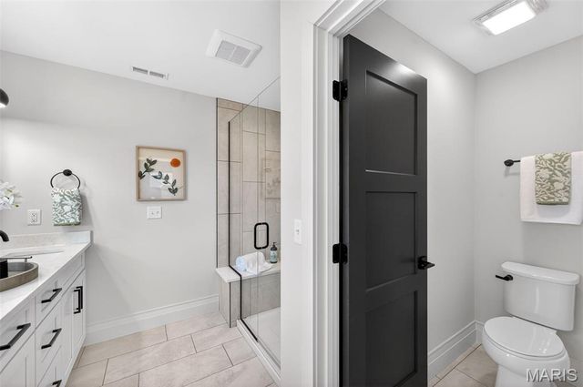 416 S Ballas Road, Kirkwood, MO 63122