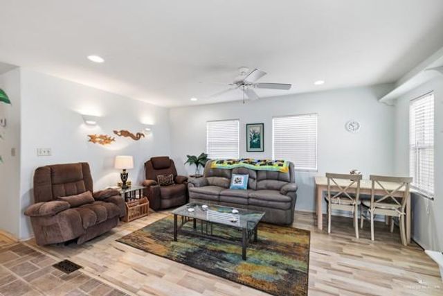 389 Sand Dollar, Port Isabel, TX 78578