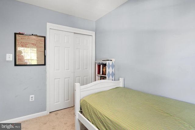 3939 TALLOW TREE PL, Fairfax, VA 22033