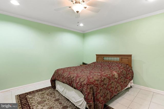 3939 TALLOW TREE PL, Fairfax, VA 22033