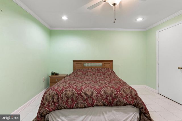 3939 TALLOW TREE PL, Fairfax, VA 22033