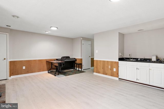 3939 TALLOW TREE PL, Fairfax, VA 22033