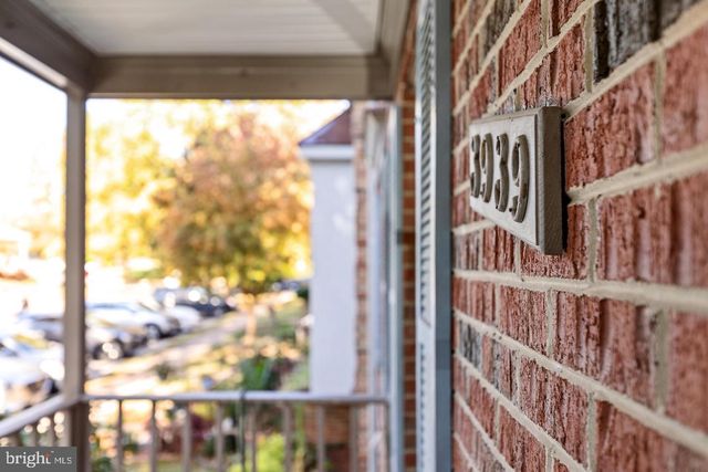 3939 TALLOW TREE PL, Fairfax, VA 22033