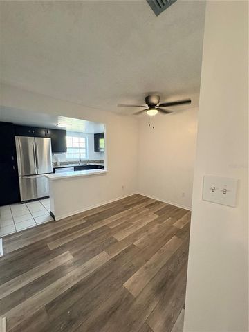 1131 84TH AVENUE N D, St Petersburg, FL 33702