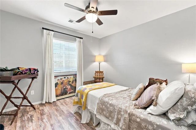 10604 Victoria Falls Avenue, Bakersfield, CA 93312