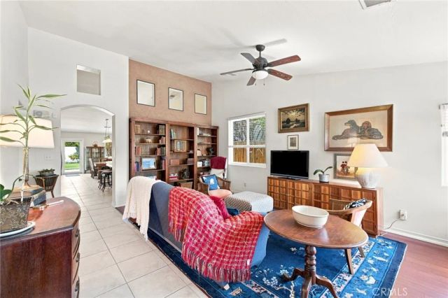10604 Victoria Falls Avenue, Bakersfield, CA 93312