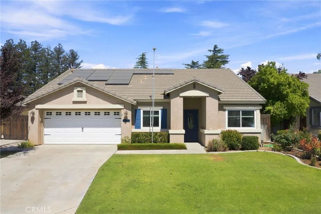 10604 Victoria Falls Avenue, Bakersfield, CA 93312