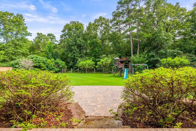 22 Tournay Circle, Little Rock, AR 72223