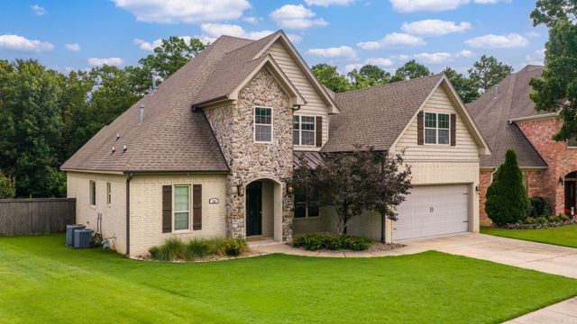 22 Tournay Circle, Little Rock, AR 72223