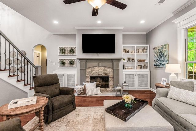 22 Tournay Circle, Little Rock, AR 72223