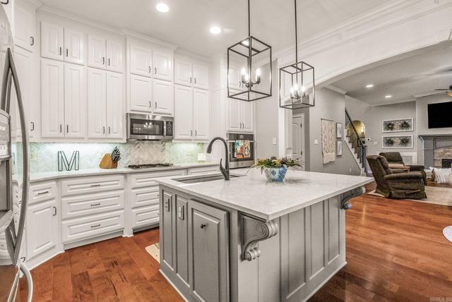 22 Tournay Circle, Little Rock, AR 72223