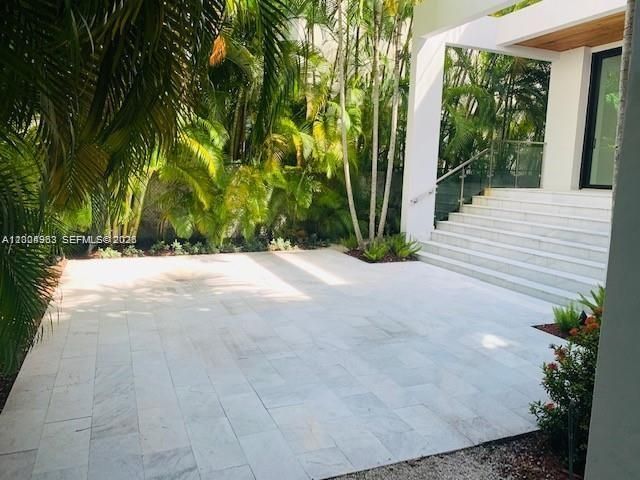 785 Harbor Drive, Key Biscayne, FL 33149