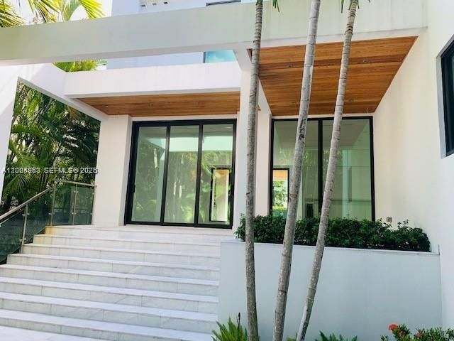 785 Harbor Drive, Key Biscayne, FL 33149