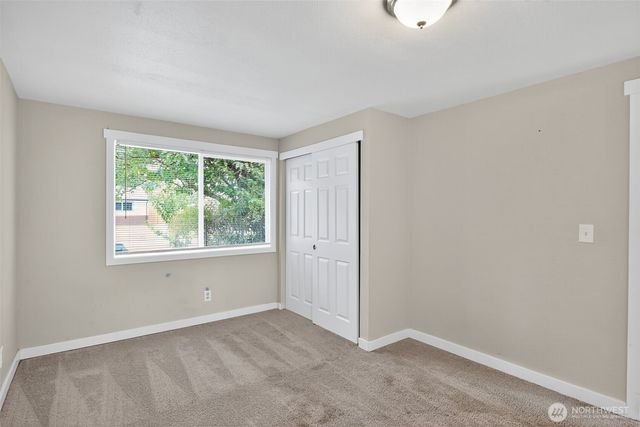 30548 5th Avenue SW, Federal Way, WA 98023