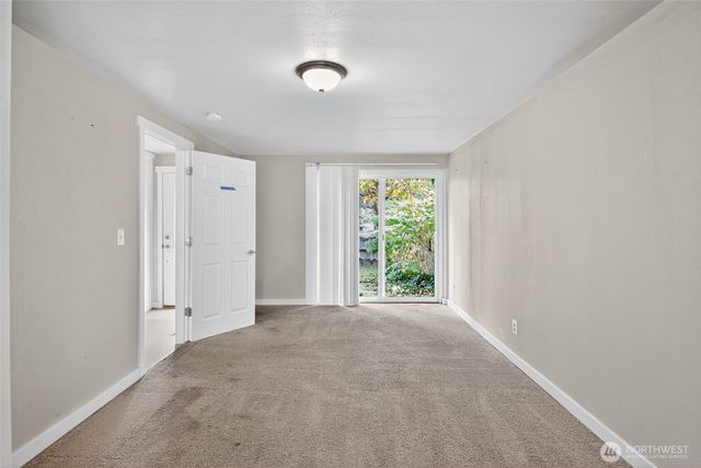 30548 5th Avenue SW, Federal Way, WA 98023