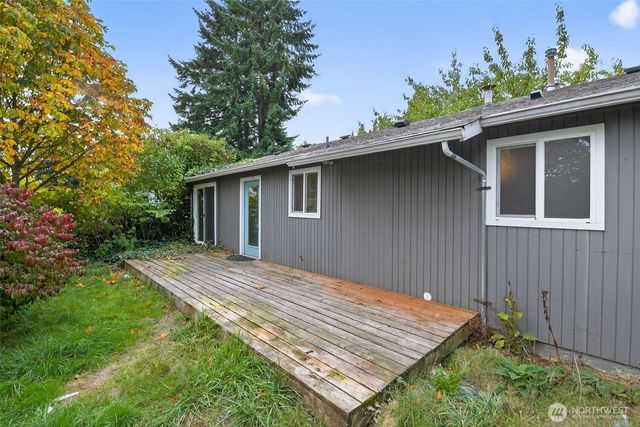 30548 5th Avenue SW, Federal Way, WA 98023