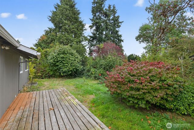 30548 5th Avenue SW, Federal Way, WA 98023