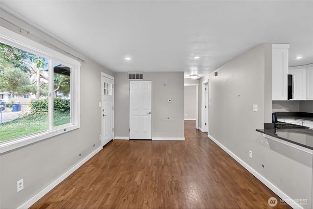 30548 5th Avenue SW, Federal Way, WA 98023