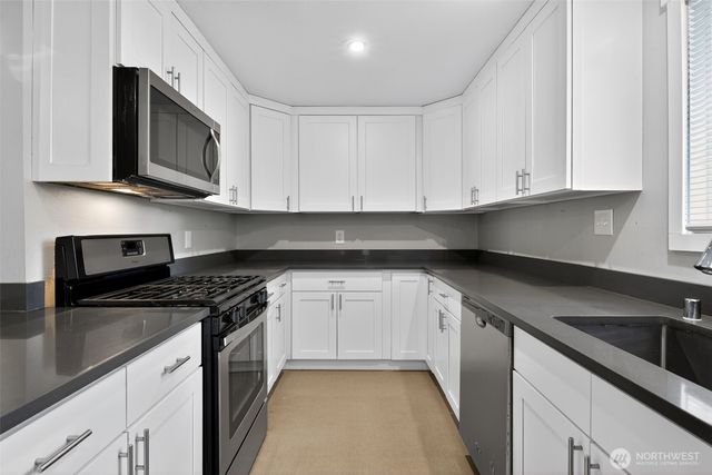 30548 5th Avenue SW, Federal Way, WA 98023