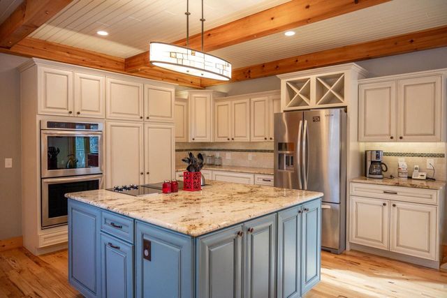 1885 Dakota Junction, Friendship, WI 53934