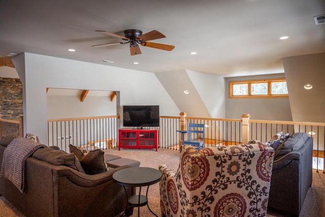 1885 Dakota Junction, Friendship, WI 53934