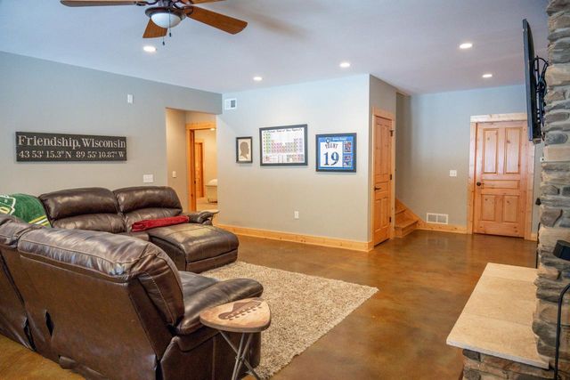1885 Dakota Junction, Friendship, WI 53934