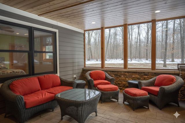 1885 Dakota Junction, Friendship, WI 53934