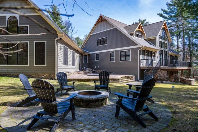 1885 Dakota Junction, Friendship, WI 53934