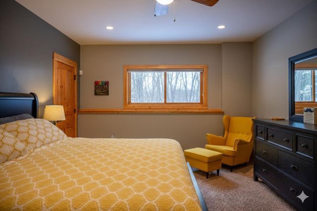 1885 Dakota Junction, Friendship, WI 53934