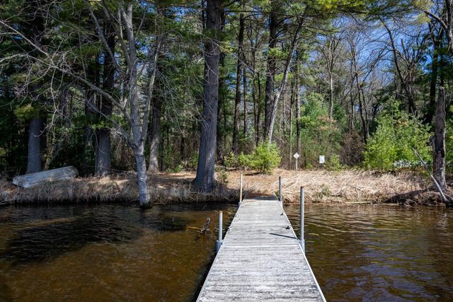1885 Dakota Junction, Friendship, WI 53934
