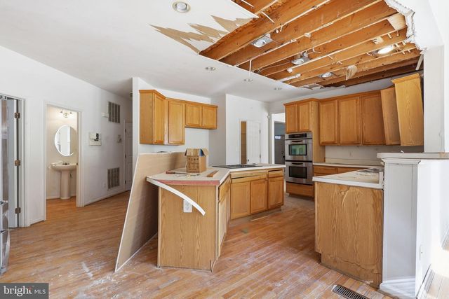 1595 HERON WAY, Woodbridge, VA 22191