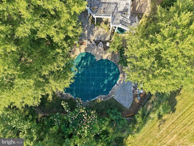 1595 HERON WAY, Woodbridge, VA 22191