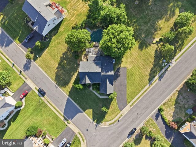 1595 HERON WAY, Woodbridge, VA 22191