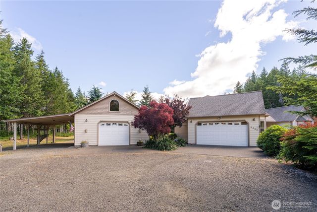 3330 E Brockdale Road, Shelton, WA 98584