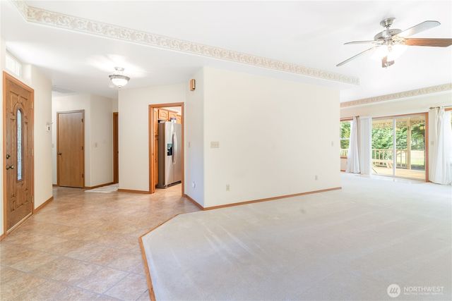 3330 E Brockdale Road, Shelton, WA 98584