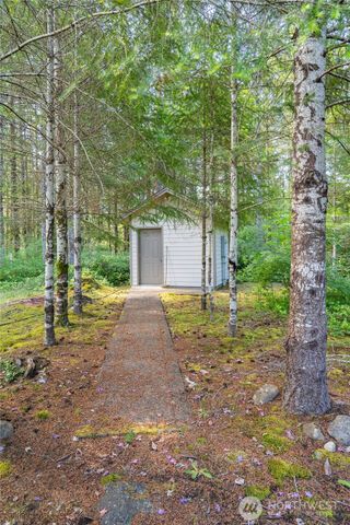 3330 E Brockdale Road, Shelton, WA 98584