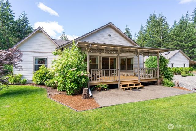 3330 E Brockdale Road, Shelton, WA 98584