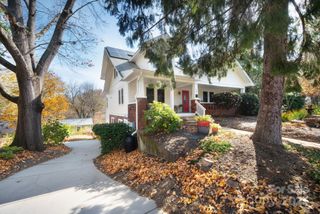 135 Westwood Place, Asheville, NC 28806