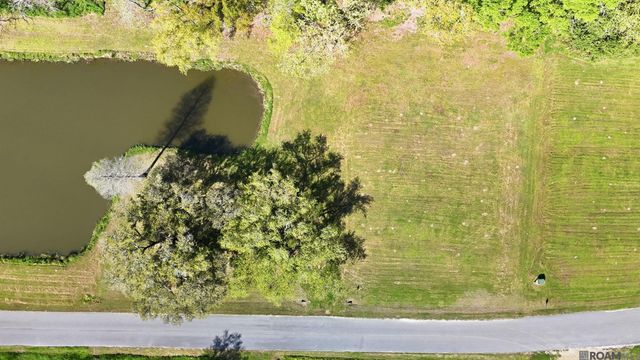 10311 Bayou Crossing, St Amant, LA 70774