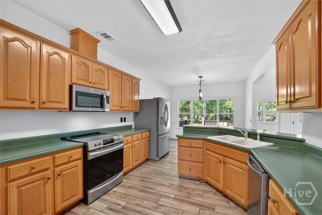 903 Olive Branch Road, Ellabell, GA 31308