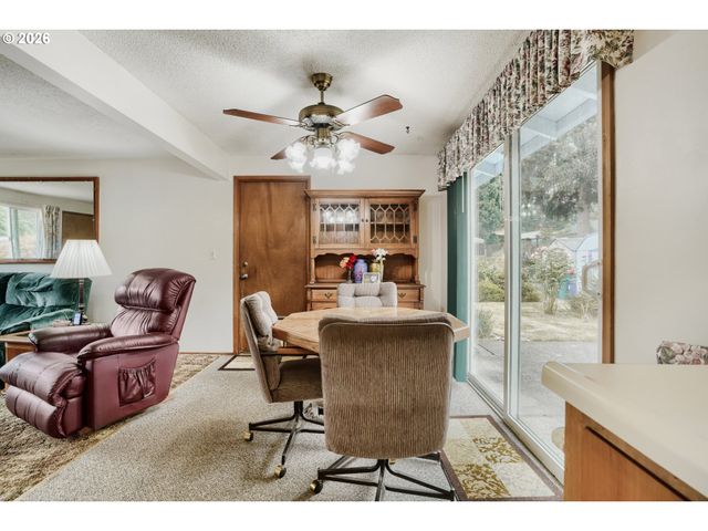 3921 E 16TH St, Vancouver, WA 98661