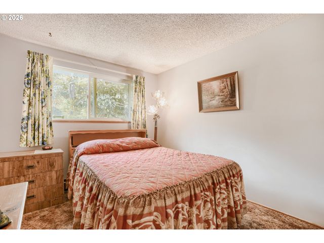3921 E 16TH St, Vancouver, WA 98661