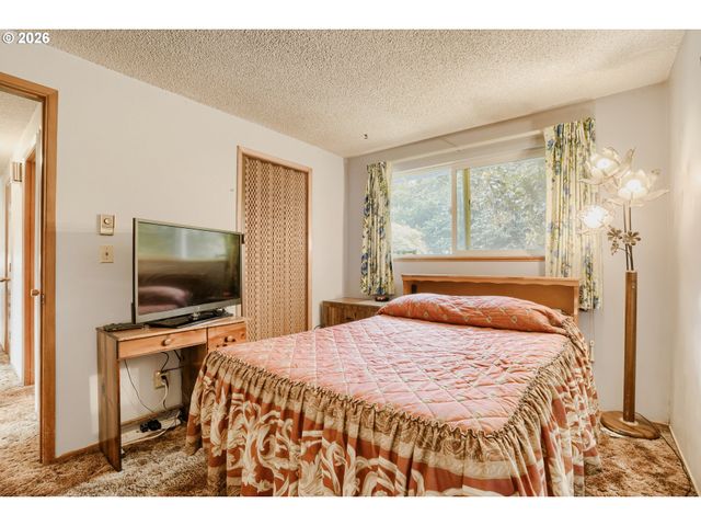 3921 E 16TH St, Vancouver, WA 98661