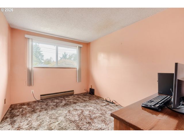 3921 E 16TH St, Vancouver, WA 98661