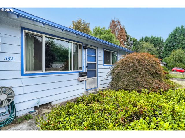 3921 E 16TH St, Vancouver, WA 98661
