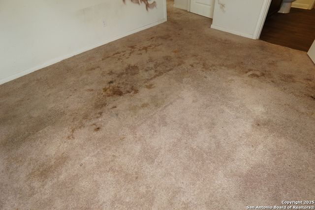 7528 Romaire Run, San Antonio, TX 78252