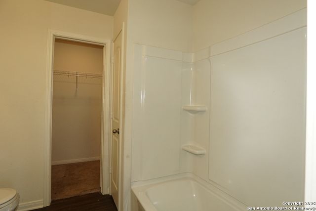 7528 Romaire Run, San Antonio, TX 78252