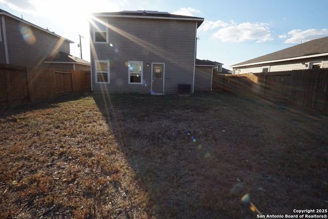 7528 Romaire Run, San Antonio, TX 78252