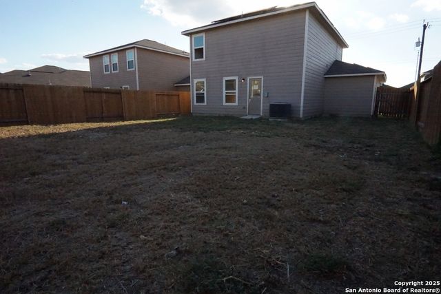 7528 Romaire Run, San Antonio, TX 78252