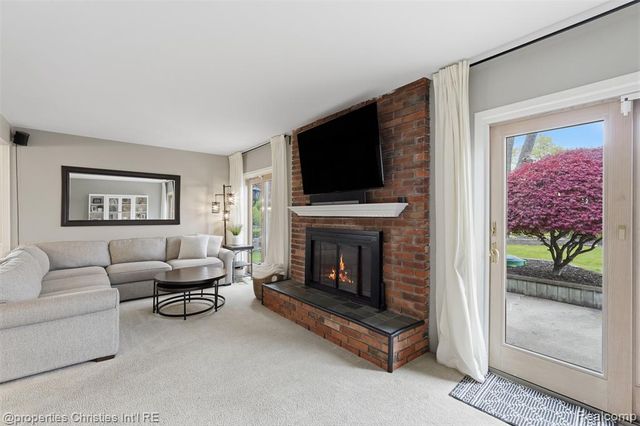 39142 Donald Street, Livonia, MI 48154